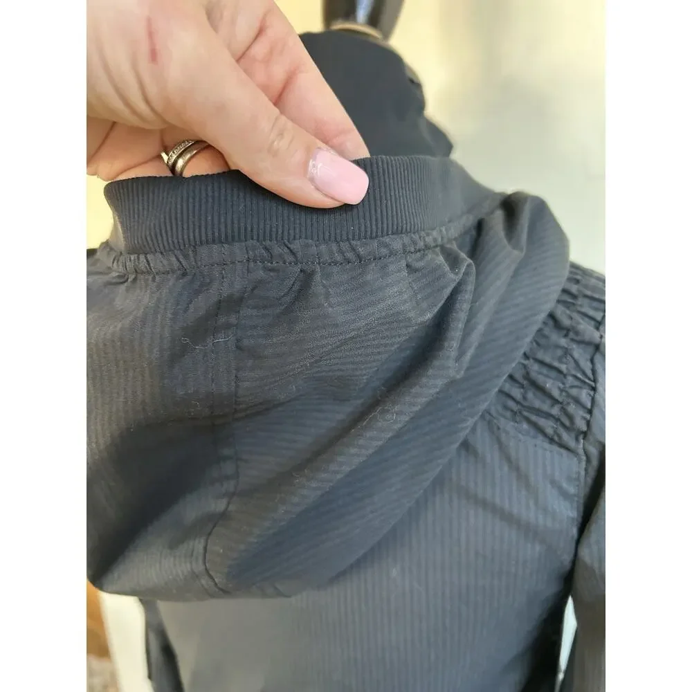 Lululemon Hooded Jacket 4 Full Zip Windbreaker Lightweight Running Women